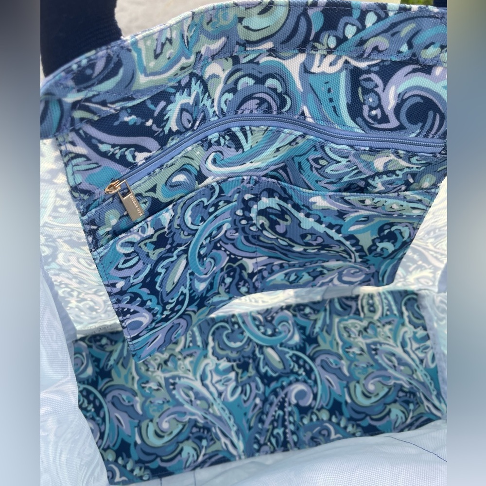 ISAAC MIZRAHI LIVE Bridgehampton Tote In Blue Paisley - Picture 12 of 12